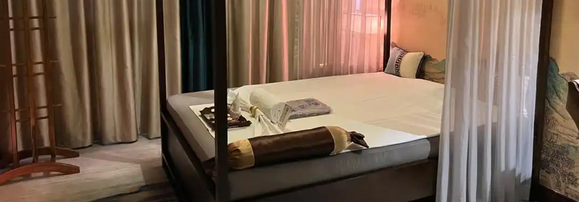 成都龙泉驿Xinxi养生会馆高端养生馆